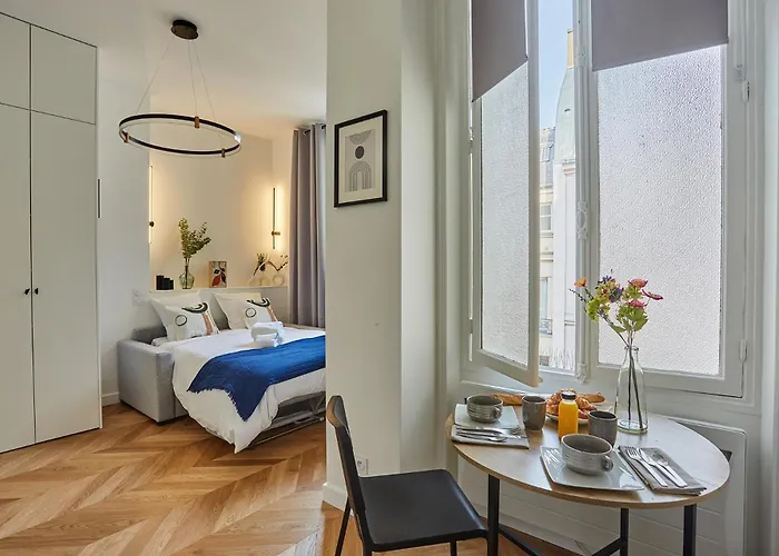 Arc De Triomphe By Prestige Apartmán